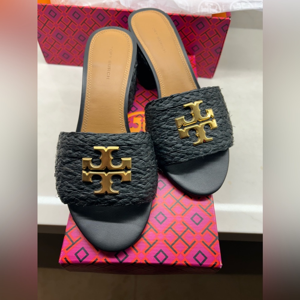 Tory Burch Black Shoe